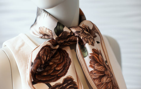 Fall Scarf Guide: 3 Ways to Style Your Triangle and Ribbon Scarves