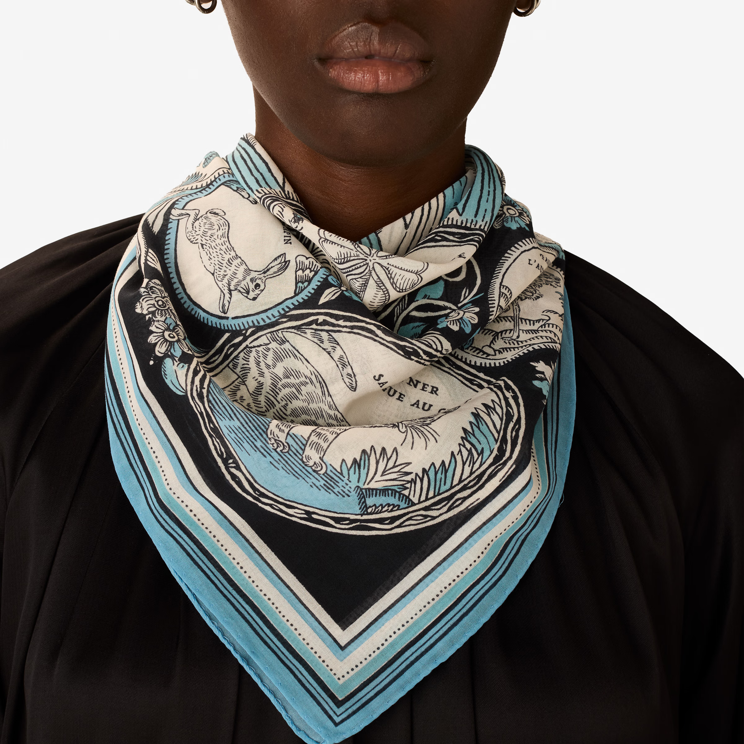 Chance Inoui Square Scarf 70 in Navy Blue – Beyond Scarf
