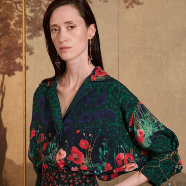 B002 Blouse in "Poppy Field" Print