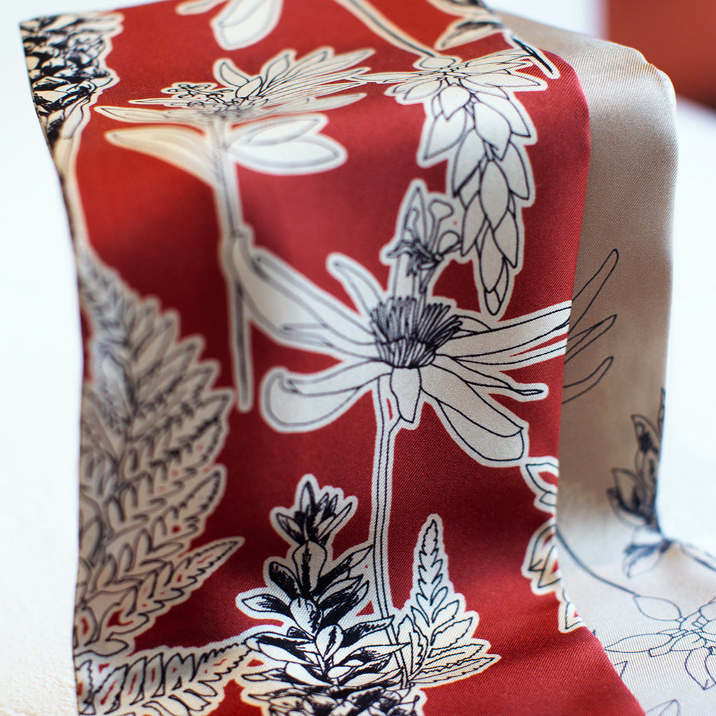 KELLY Large Silk Ribbon - Earthy Red