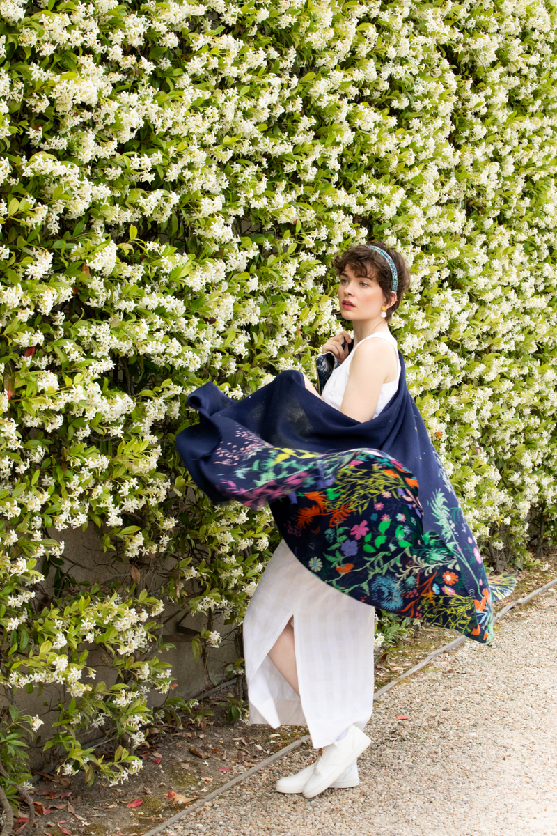 EVY Large Wool Stole in Navy