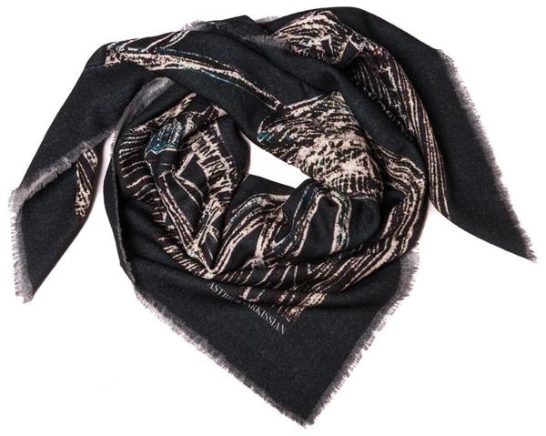 Labo Oversized Wool Scarf