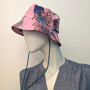 Explorer Bucket Hat